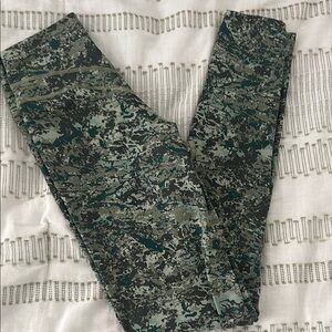 Vitality leggings NEW never worn